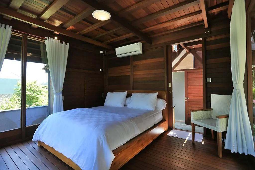 Raja Woods Villa Jimbaran